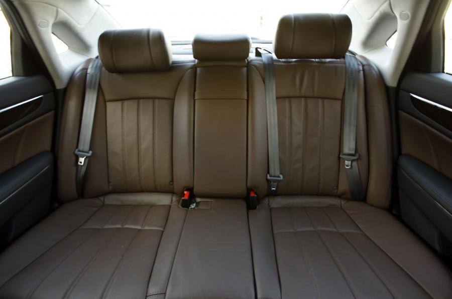  Hyundai Equus 2012 года  (фото 8 из 41)
